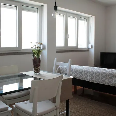 New Graca Spacious Апартаменты *