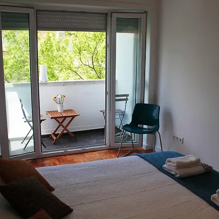 新格拉西亚宽敞公寓